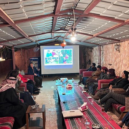 Guest House Attallah Wadi Musa Exterior foto